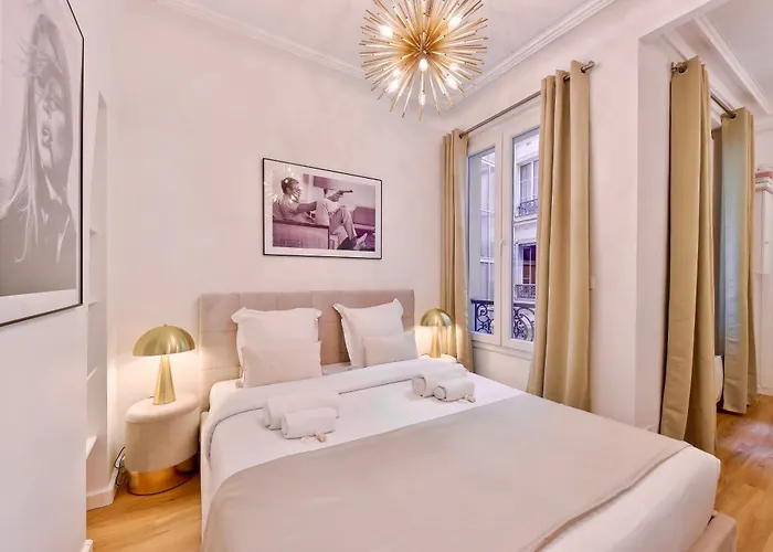 Stylish Loft - Arc De Triomphe *